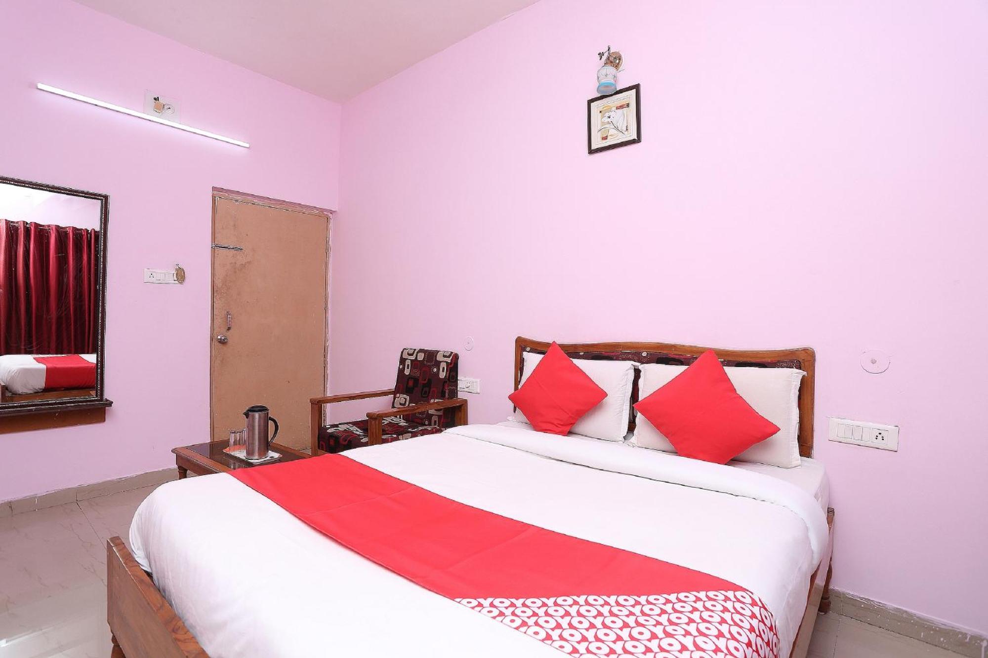 Hotel O Sambit Nx Бхубанешвар Екстериор снимка