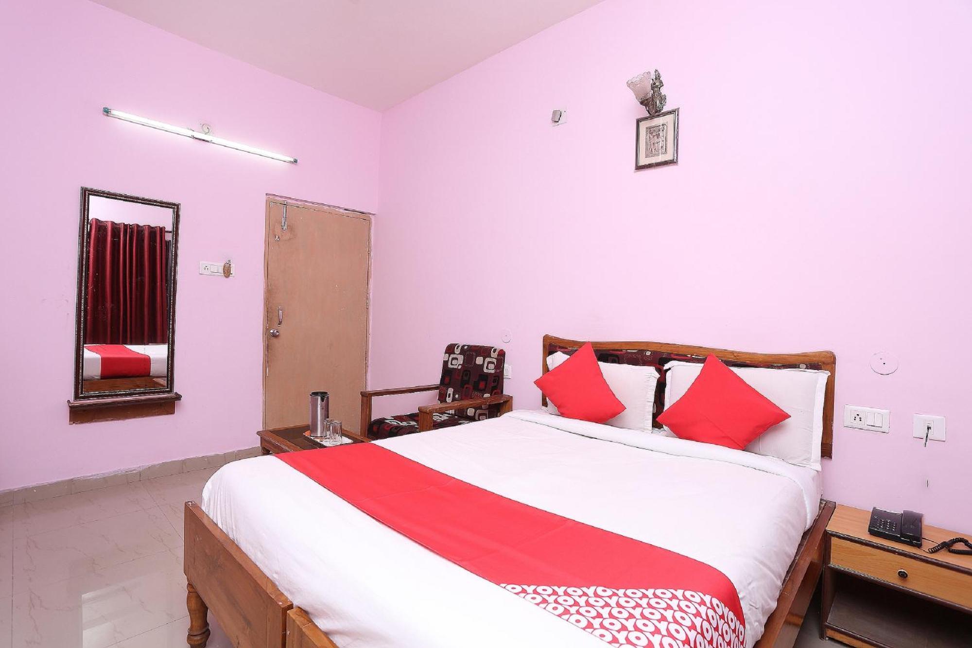 Hotel O Sambit Nx Бхубанешвар Екстериор снимка