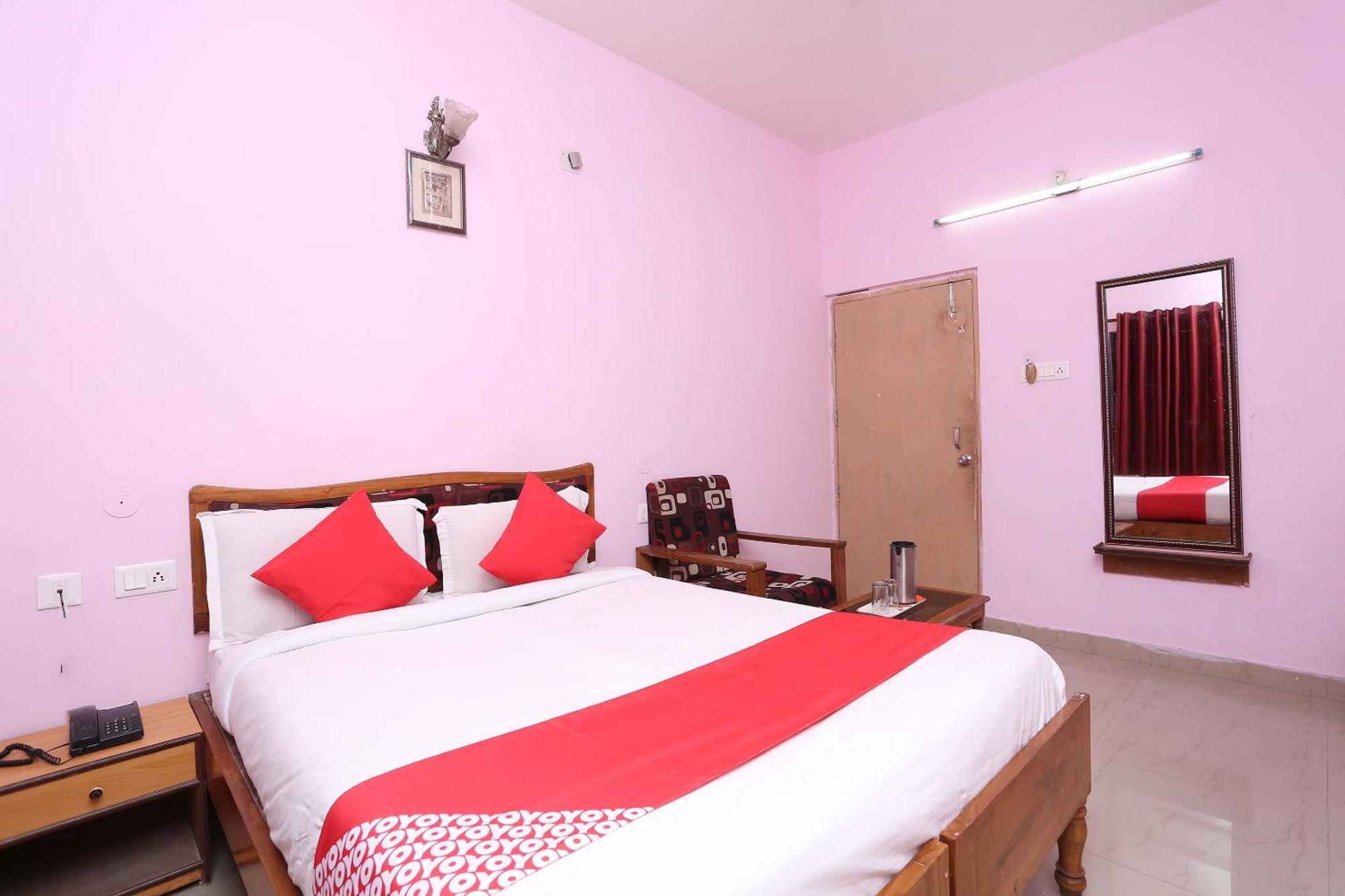 Hotel O Sambit Nx Бхубанешвар Екстериор снимка